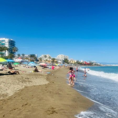 Victoria Luxury Beachfront Apartment In Benalmadena Costa Exteriér fotografie
