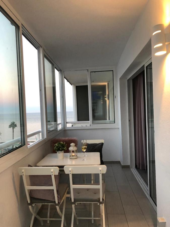 Victoria Luxury Beachfront Apartment In Benalmadena Costa Exteriér fotografie